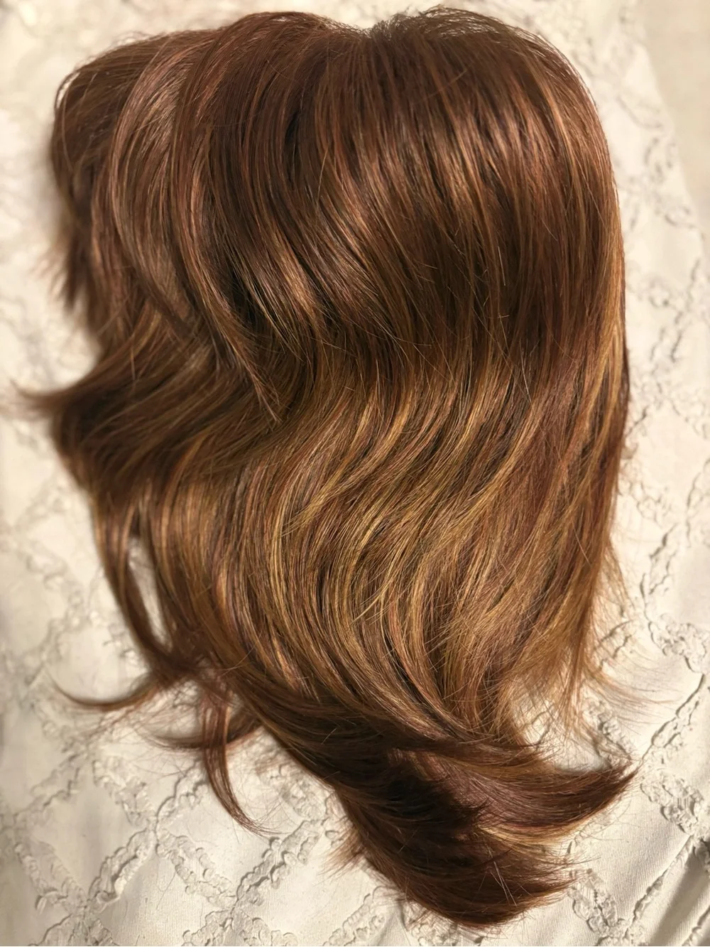 RENE OF PARIS Bailey Synthetic Wig! Mid length Shag! Nearly NEW! Irish Spice!